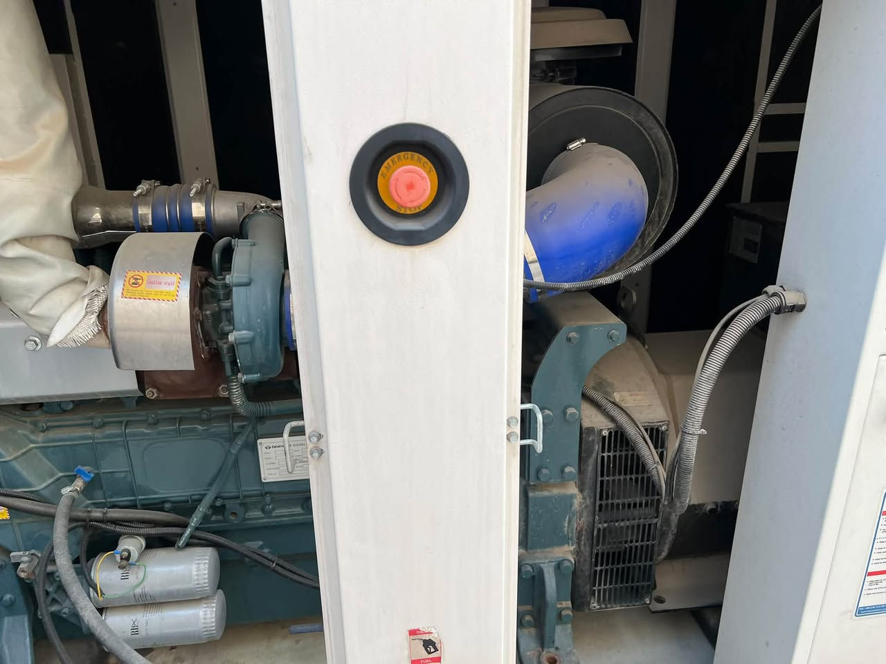 السلام عليكم اخوان
مولد 230KV

مشتغلة 240 ساعة فقط 

كلهه بوضع الشركة ممفتوح بيهه برغي  

المكان بغداد 

السعر 30 مليون 

التفاصيل اكثر الاتصال ع 

***********
