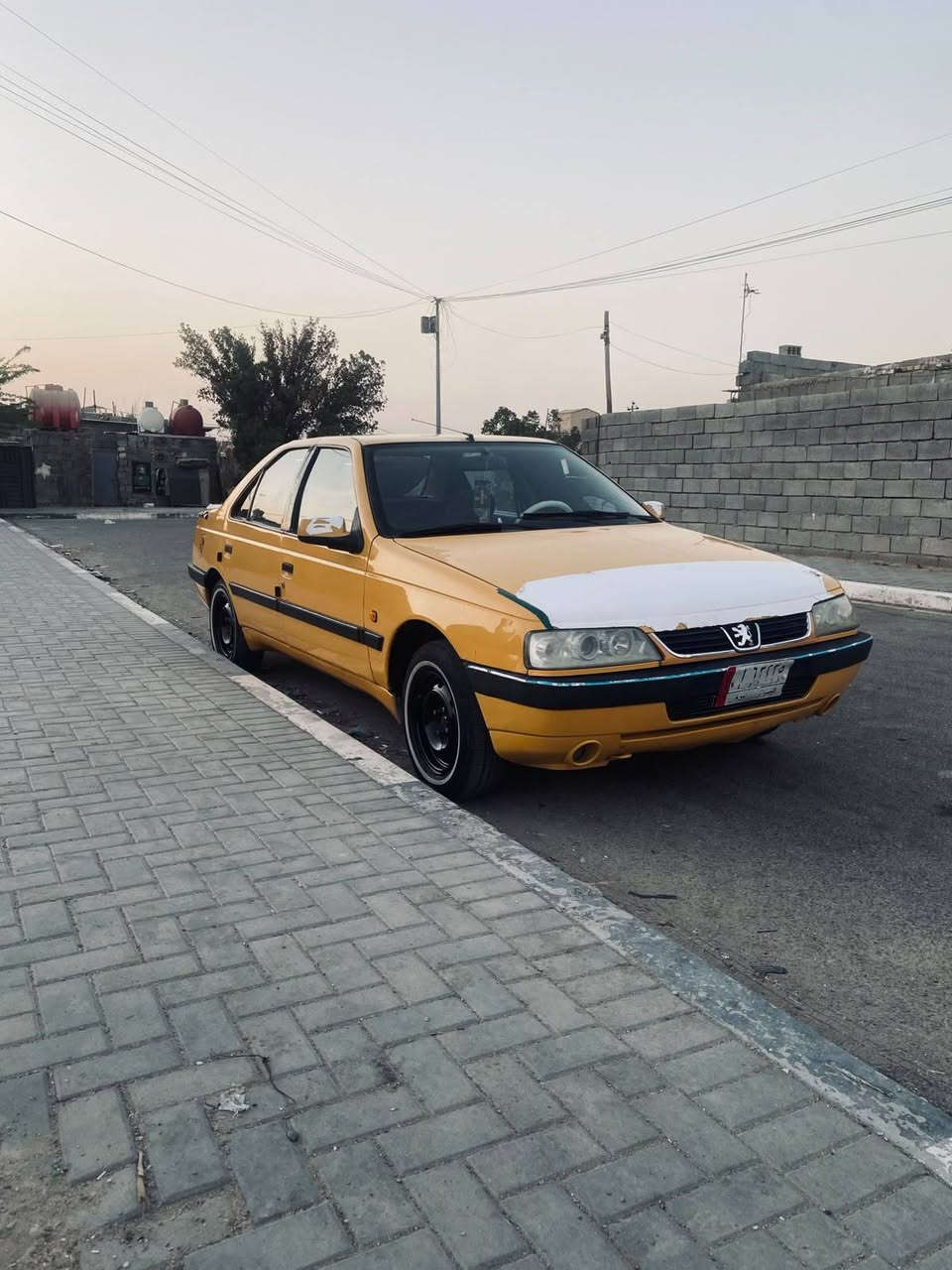 سلام عليكم سياره بيجو 405سياره كفاله من ضربه كير محرك تبريد شغال سياره حلوه مال جناي سنويه منتهي من 2021شهر ال11(رقم بصره سعر 37مكاني بصره جزيره***********واتساب
