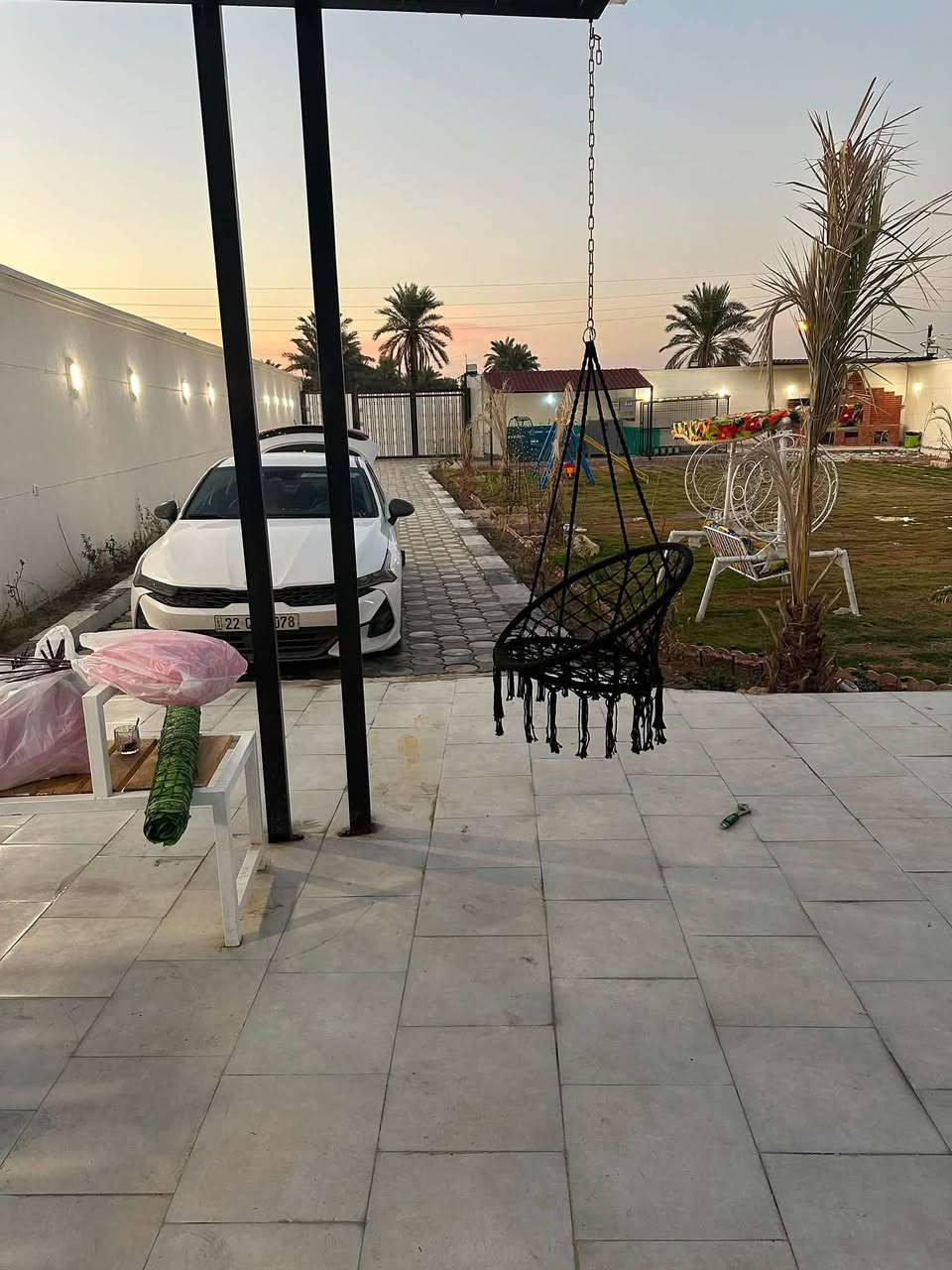 مزرعة جاهزة للبيع
فرصة مميزة للراغبين بالاستثمار وامتلاك مزرعة جاهزة ومهيأة للاستفادة منها.

📍 الموقع: بغداد المدائن منطقة (باوي ) قريبة على الشط 

📐 المساحة: نص دونم 

🏡 تحتوي على: صالة وغرفتين نوم ومطبخ وصالة العاب ومسبح مغلق حار و بارد وكراج وحديقه ومولد كاتم وجلسة خارجيه ومحمية طيور علماً المزرعة شغالة نضام شفتات 

للاستفسار 📞***********
