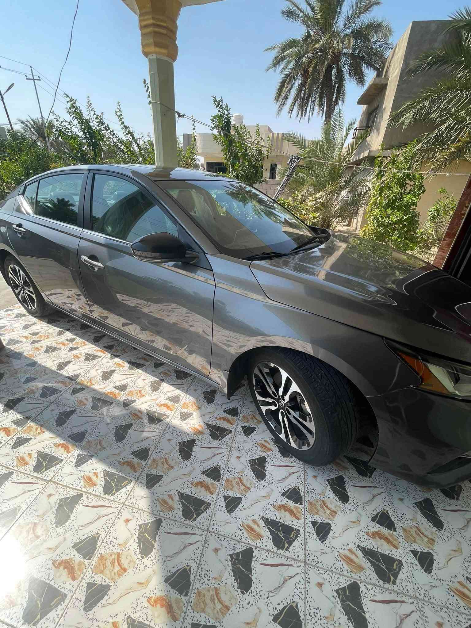 للبيع نيسان التيما موديل 19 فول مواصفات ايس ار بلاص رقم اربيل سنويه لل31 هزه وفحص جديد ضرر بس بنيد صبغ والباقي مكفوله ماشيه 79 ميل السعر اتصل ***********
