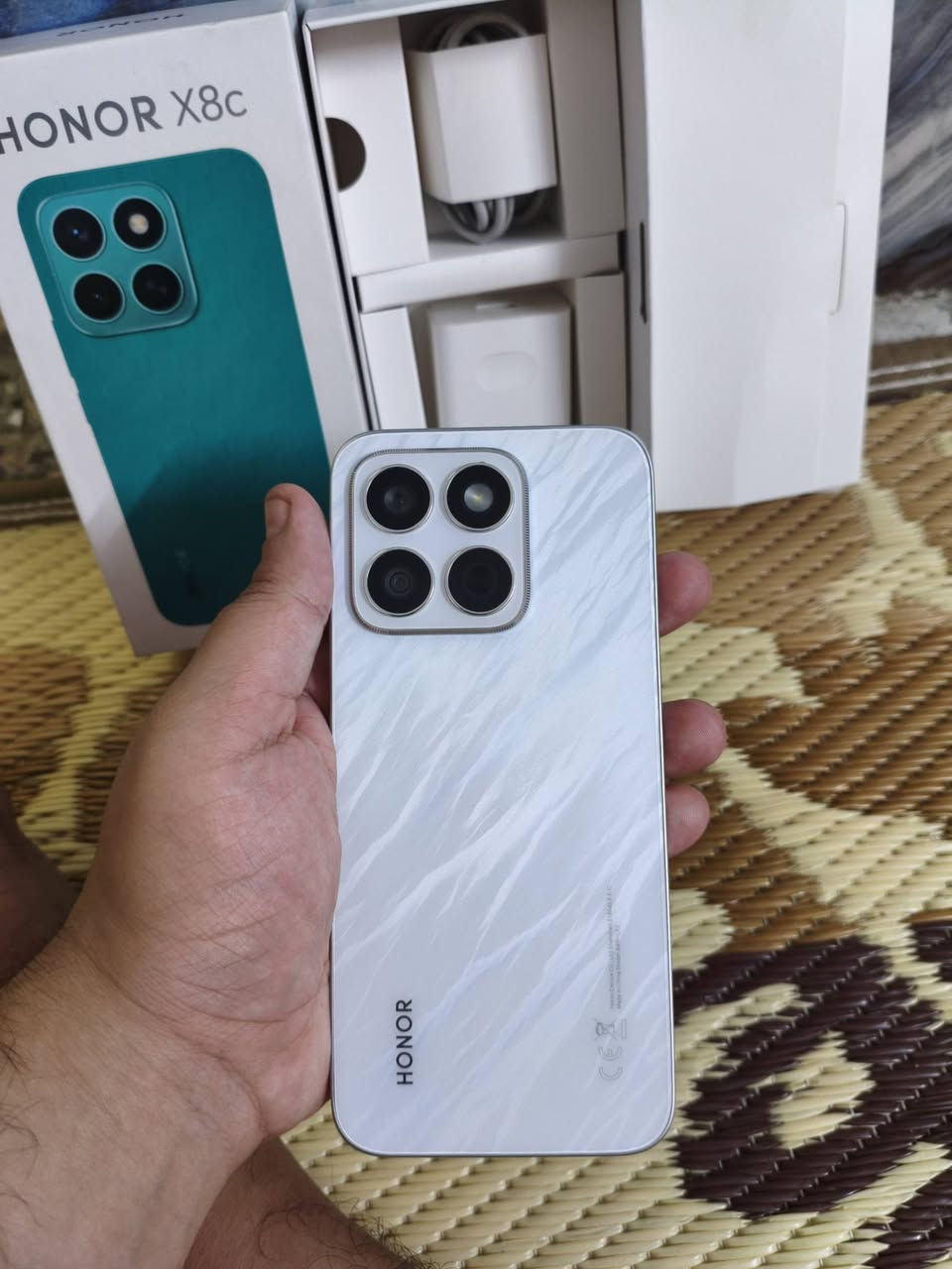 سلام عليكم هونر x8c للبيع ذاكره 256 رام 8+8 جهاز مكفول كفاله عامه حته لزكه مال شركه بعده بلجهاز كامل ملحقات عنواني بغداد مدينه صدر ورقم *********** واتساب أو اتصال  وعندي توصيل لجميع محافضات العراق فقط بعربون

نص مكتوب في الصور:
- ١٢:٤٣
- حول الهاتف
- MagicOS
- المعالج المركزي
- Qualcomm
- Snapdragon 685
- اسم الجهاز
- HONOR X8c
- ذاكرة الوصول العشوائي
- ٨,٠ غ.ب
- ٨,٠+ غ.ب HONOR
- RAM Turbo
- دقة الشاشة
- ٢٤١٢ x ١٠٨٠
- البطارية
- mAh 5000
- المساحة الفارغة ٢٢٦,٨٦
- غ.ب
- الإجمالي ٢٥٦ غ.ب
- وحدة التخزين الداخلية
- الموديل
- ABR-LX2
- رقم الإصدار
- 9.0.0.267(C185E15R3P2)
- GPU Turbo