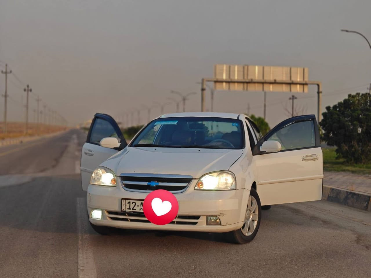 السلام عليكم اوبترا للبيع موديل 2011
سيارة نضيفه مابيها اي نقوصاات 
وارد خليجي بيها باب تبديل وباب بخ نص
كير محرك شرط 
تبريد ثلج 
داخل نضيف 
سيارة نضيفه يعوزها بس تقليمات وبولش 
محرك 16
طخم جديد سياره نضيفه حيل 
سعرها 85
رقم صاحب السيارة الاستفسار اكثر 
‏‪***********‬‏
‏‪***********‬‏
