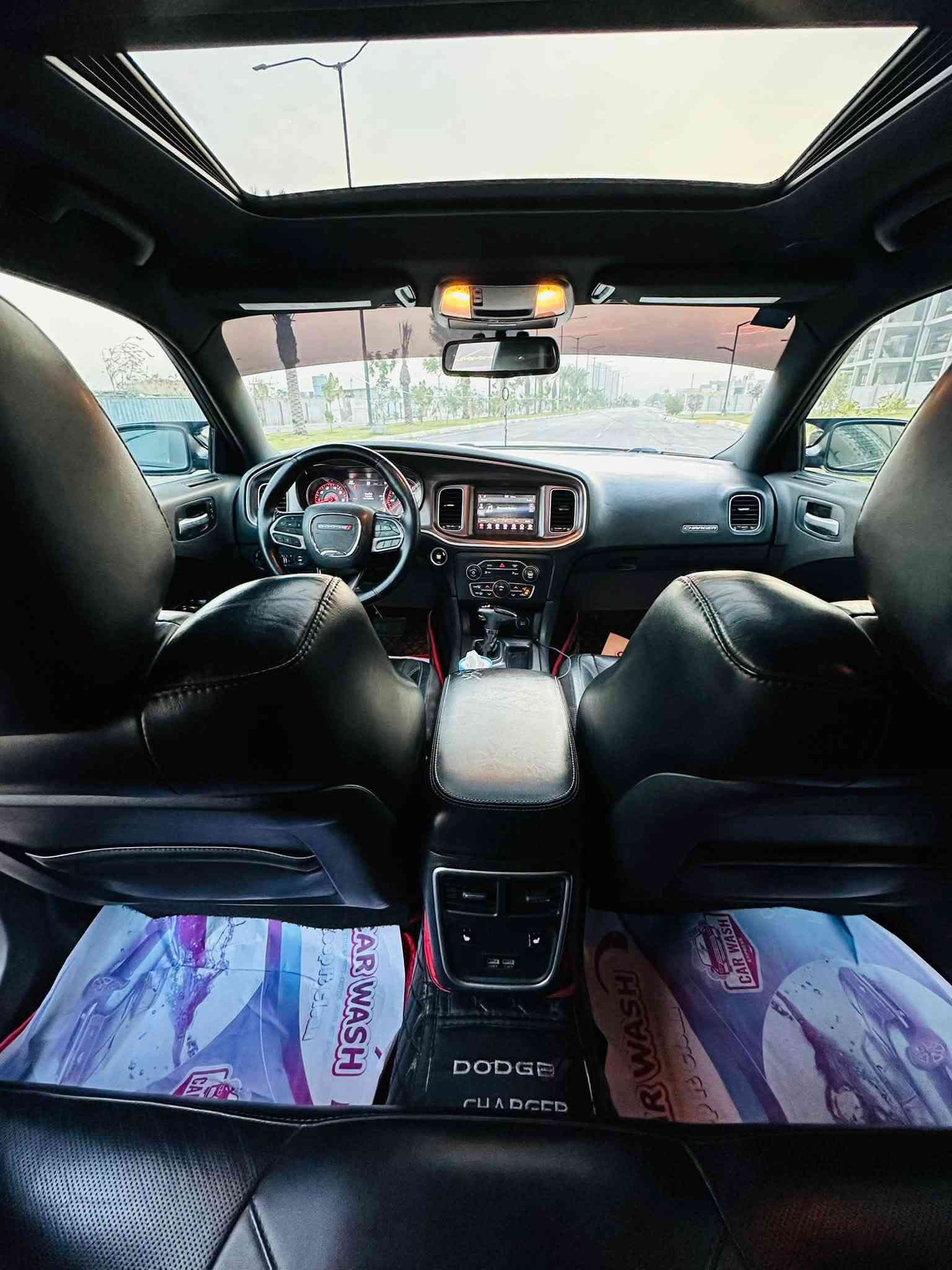 🔥 دوج تشارجر SXT Plus 2020 | فول الفول 🔥
• مكينة 3.6 V6 كفاله من الفتح 
• فول الفول 🌟
• ماشية 70 ألف ميل
• رقم بغداد
• جلد
• فتحة سقف
• تدفئة وتبريد كشنات
• رادارات جانبية وخلفية
• كاميرا خلفية
• تشغيل عن بُعد
• تشغيل بصمة
• دخول ذكي
• شاشة
• تحكم ستيرن
• داخلية نظيفة ومرتبة
• نظافتها 90%
• جاملغ والبنيد اني محدثه GT
• السيارة مرتبة وجاهزة مال حلاق جديده شوفت عينك ماشالله 

💰 السعر 188 ورقة وبيها مجال ماكو 20 بهيج نضافه وهيج مواصفات بهيج سعر 

📍مكاني بغداد الكرخ والفحص وين ما يريد

🔥 فول الفول ومواصفات كاملة، السيارة بل عافيه ع ياخذها 
للاستفسار ***********
