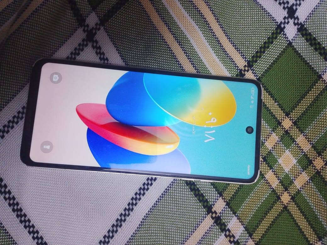 السلام عليكم اجهزه مستخدمه ل بيع 
ايباد c10pro جديد استخدامه شهر ذاكره 256 شاشته مكسوره ايباد 6بلاس  شغال نقصه كيبل شحن فقط ذاكره 64 ايباد امازون نقصه شاشه والاخير هم نقصه شاشه 
جهاز تكنو مستخدم قليل شغال رقمي ***********
