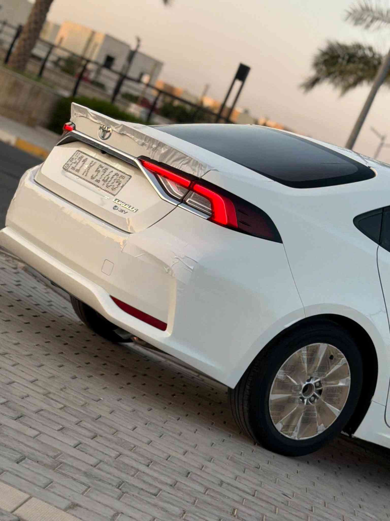 تويوتا كورولا هايبرد الشكل الخليجي 2025
🔥#كفاله_عامة🔥#كشن_احمر_كهرباء🔴

بسعر  (165$) مجالك حك جيتك فقط🔒

اليكم التفاصيل الآتية:

السيارة ماشية 20,000

✅ خليجي 

✅ الموديل 2025 

✅ سعة المحرك 1,8L

✅ مرتبط بناقل حركة أوتوماتيكي 

✅ عدد AIR BAG 8

✅ سلايد رووف

✅ لايت زينون + LED

✅ حجم الاطار 205/55R16 

✅ ويل كب 16

✅ مفتاح التشغيل بصمة

✅ دشبول ديجيتال 

✅ شاشة اصلية

✅ كاميرا 

✅ المقاعد جلد اصلي

✅ تتسع المقصورة ل 5 ركاب

✅ مثبت السرعة Cruise

✅ تحديد المسار

✅ المودات والأوامر الصوتية

✅ فحص أنظمة السيارة 

✅ حساسات ضغط اطارات 

✅ تبريد شاشة

✅ قطعتين تبريد

✅ هاند بريك بصمة

✅ نظام مانع الانزلاق 

✅ اوتو هولد Auto Hold 

✅ اشارة في المرايا الجانبية

✅ مخرج منفذ الطاقة

✅ ا  Bluetooth 

✅ تطعيم الدواخل ألمنيوم

✅ كار بلي 

✅فتحة سقف 

🛑فوووول  🛑

للاستفسار يرجى الاتصال على الرقم  ☎️:

‏‭***********   ‬
