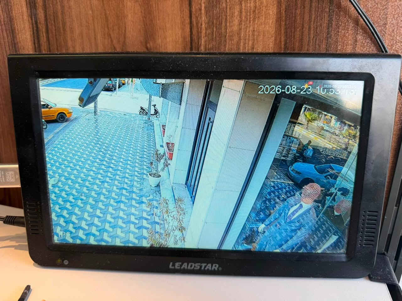 📹 تم بحمد الله تنصيب كاميرات IP
في مجمع ملابس 👕🛍️

✅ تغطية ومراقبة متكاملة للموقع
✅ صورة واضحة ودقة عالية
✅ تنصيب وبرمجة وضبط كامل للمنظومة
✅ شغل مرتب واحترافي حسب حاجة المكان

🔧 نستمر بتقديم أفضل خدمات نصب وصيانة كاميرات المراقبة
📍 الناصرية – شموخ
📞 ***********

