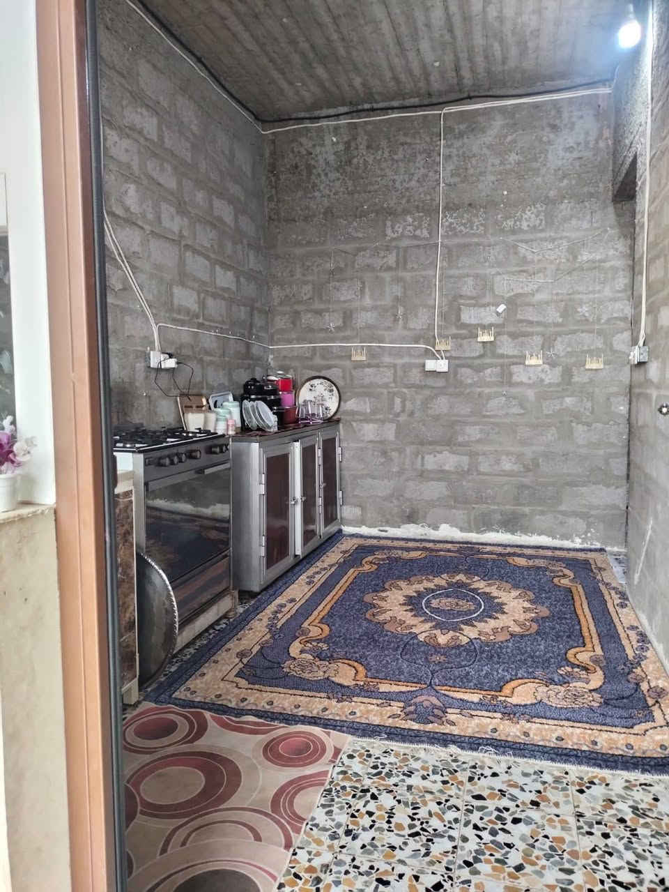 دار للبيع كارت بلديه حي السماح قرب بانزيخانه المشاعل مساحه ١٢٠ متر
غرفتين نوم استقبال هول مطبخ بيتونه كبيره

بيت مرتب بس يعوزه جص

السعر ٤٥ قابل لتفاوض
***********
***********
