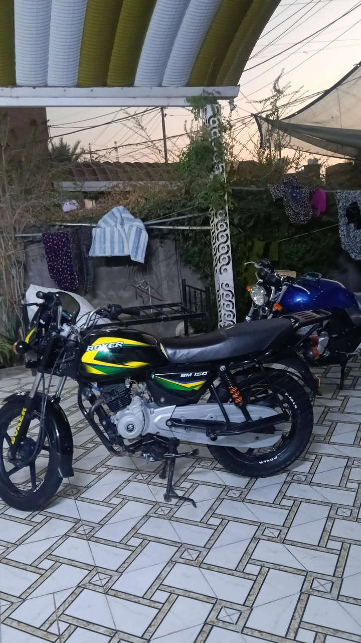 سلام عليكم دراجه بوكسر موديل 21اوراق اصولي بس تروح ترقم دراجه تخبل ناعمه سعر واحد و250وبيه مجال رجاء مو شراي لاتطب مكاني بابل مسيب+***********
