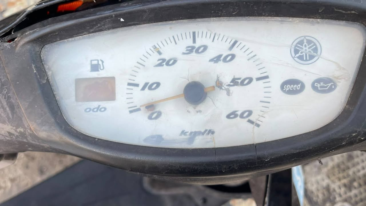 سلام عليكم دراجه عصفوريه 60 دراجه جديده مكينه خرسه سلف هندر شغال مكان الدوره ابو دشير ***********
