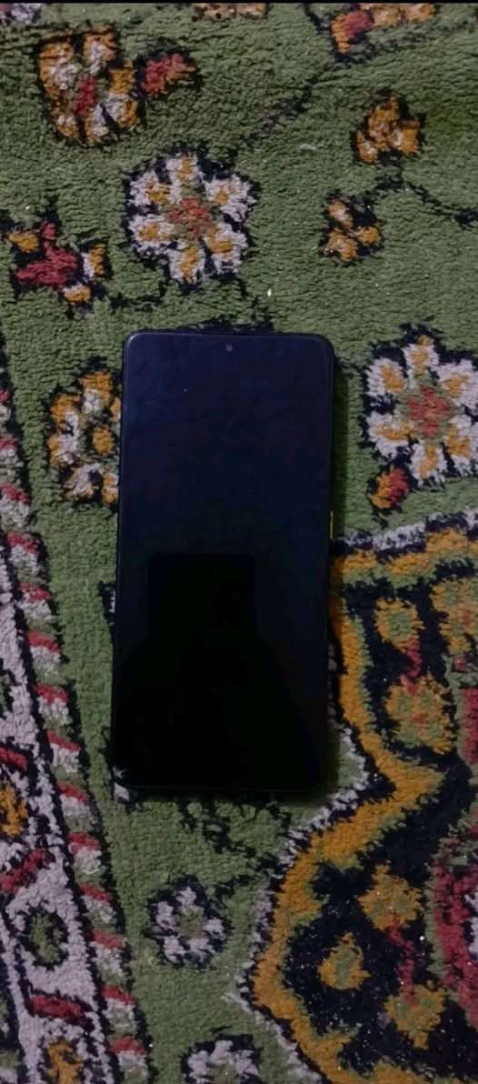 وبسلام عليكم للبيع poco x7 pro جهاز 512 العشوائيه 18 جاهز ايفعل 140 فريم بل العاب بس البوبجي 120 جهاز ما بي شي بس هاذا كسر زغير و بدون غراض غير شي مابي جاز تأخذه وكاله رقمي ***********
