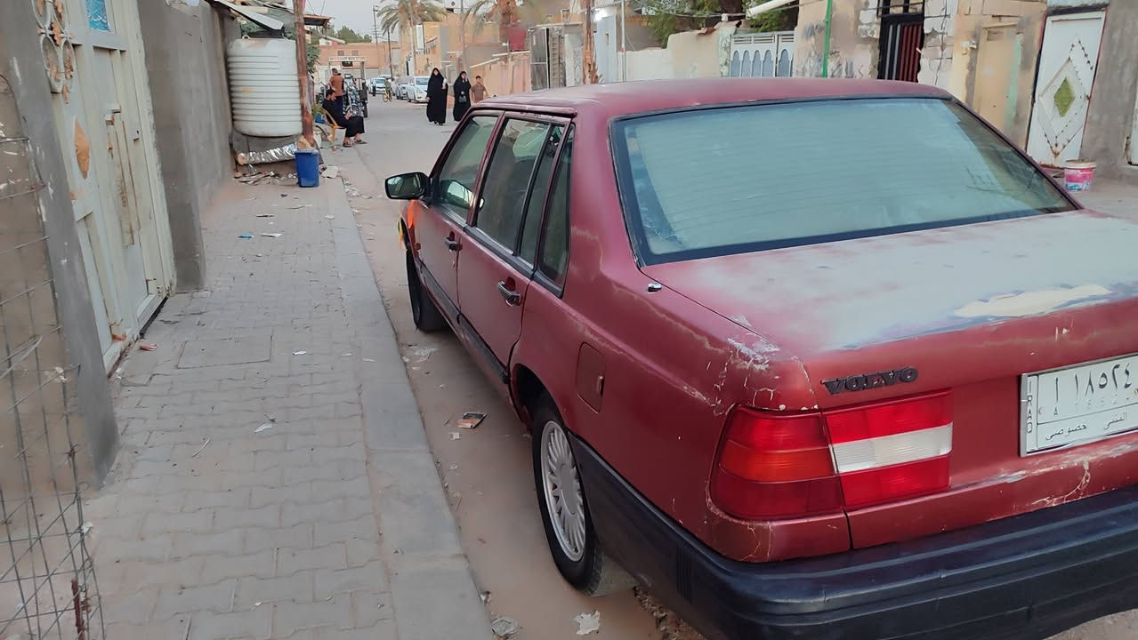 السلام عليكم للبيع فولفو حجم 940 موديل 95 كفاله من الحادث سيار ماكينه وكير كفاله سياره جارده السعر 37 تواصل على رقم ‪***********‬‏
