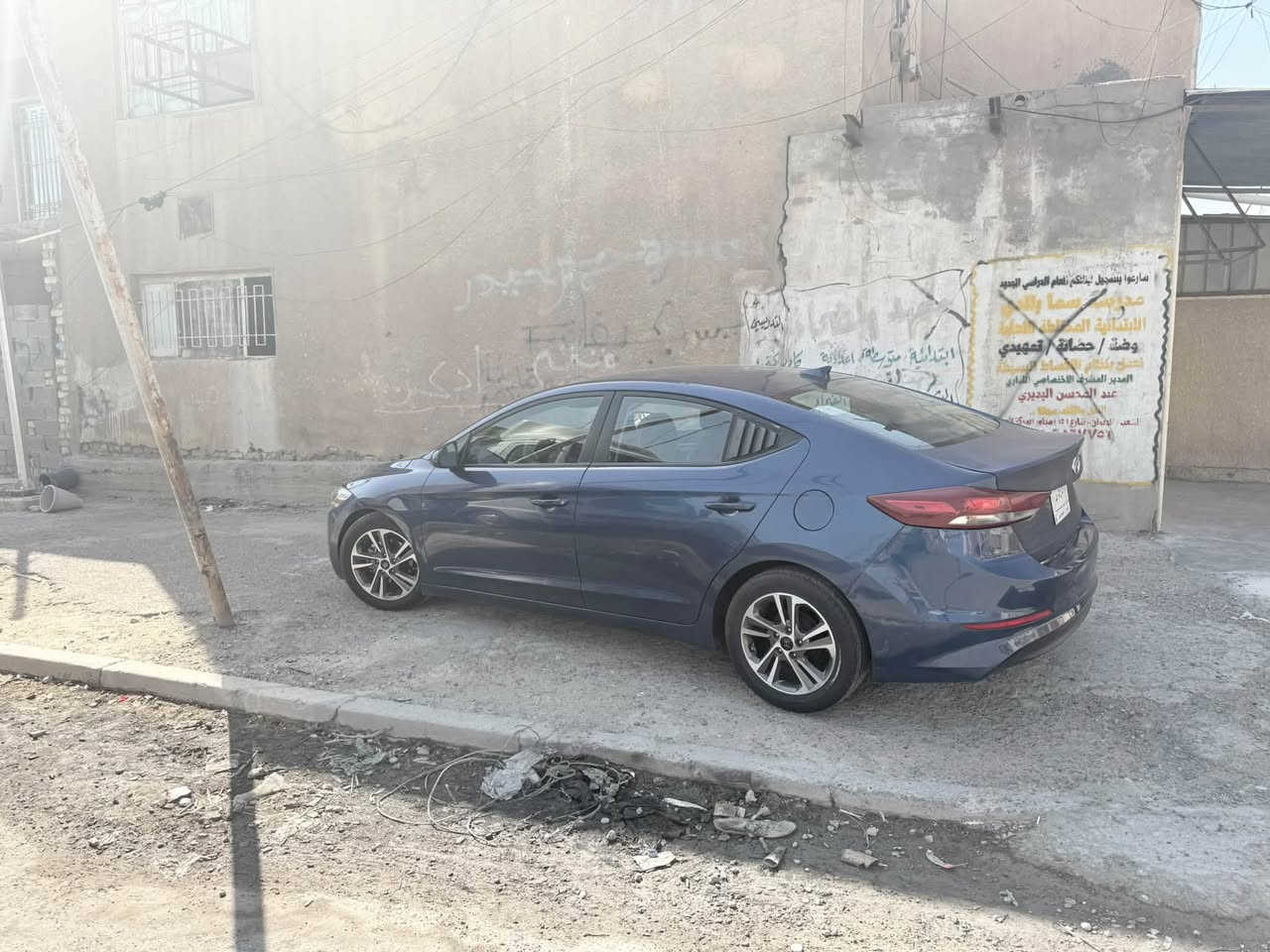 الانترا 2017 فول بصمة فتحة وارد امريكي حادث خلفي كير محرك تبريد خير من الله الدعامية امامية تجاري الخلفية صبغ باب جهة السكن حادث بالعراق صبغ نقص زوج تايرات وصدر امامي خلفي نص عمر باقي التفاصيل ع خاص 
مكاني الشعب حي الجزائر 
رقم الهاتف /***********
