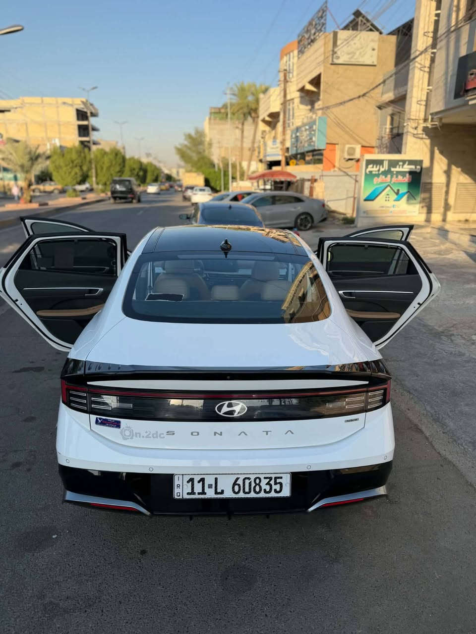 السلام عليكم سوناتا ٢٠٢٤ خليجي هايبرد مكفوله السيارة جديده ماشيه ٣٧تشغيل عن بعدبانورامافول مواصفاترقمي رقمي ***********
