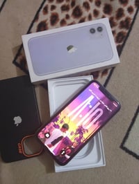 آيفون ١١ • ١٢٨ غ.ب. • بطارية ٨٦٪