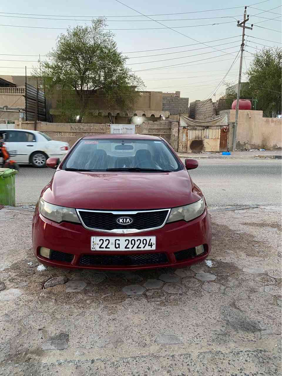 سلام وعليكم سياره كيا سورنتو مديل 12 خليجي مكينه الف وستميه تبريد حداديه جاهزه كير محرك كفاله رقم اربيل جديد سنويه 27 تنتهي سياره ما عليهة قرامات سياره مرشوشه حزام جماليه بيهة طخه بصيطه بجامله الوره وجامله اليمن المامي بلبدايه ما بي ضرض داخلي عنوان سياره البصره 70 وبيهة مجال المكان البصره الستفسار رقم الهاتف 
*********** Singapore
