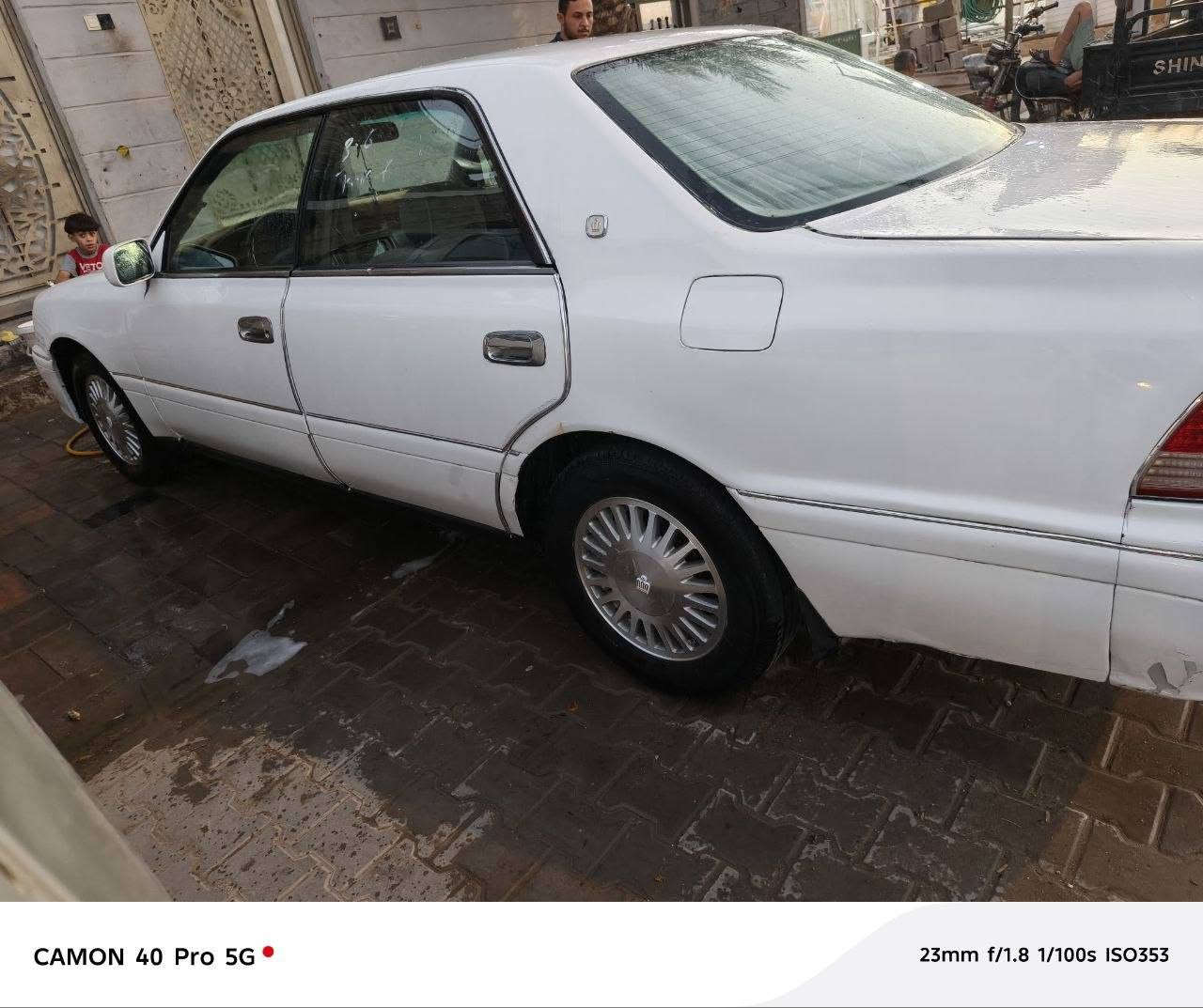 سلام عليكم
لبيع فقط راس الثور رقمها قادسيه الماني 

بيه كصت قماره وبيه ضربه بجاملغ الخلفي 

الله شاهد ادامه كامله سويتله تبريد ثلج دينمه باتري 

ويل جديد السياره حلوه ومرتبه جاهزه 

مديل 1995 مكان السياره النجف الرضويه شرط المداور 

السعر 75 وبيه مجال ***********
