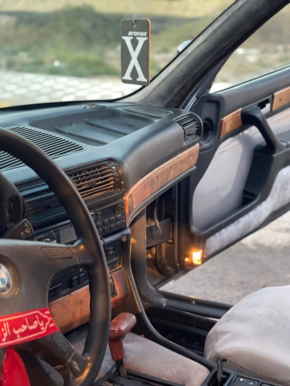 عود كاذبه /بي ام ٧٣٥ فول مواصفات   رقم نكليزي بغداد مشروع وطني سياره جاهزه من كلشي  نضافه فول  غرامات ماكو حداديه  الصدر جديده   والخلفيه تعبانه سياره جاهزه  ومرتبه نصبه فول  سنويه  هسه سقطت ميسان المجر الكبير. سعره 38 وبيه مجال لطيبين ***********
