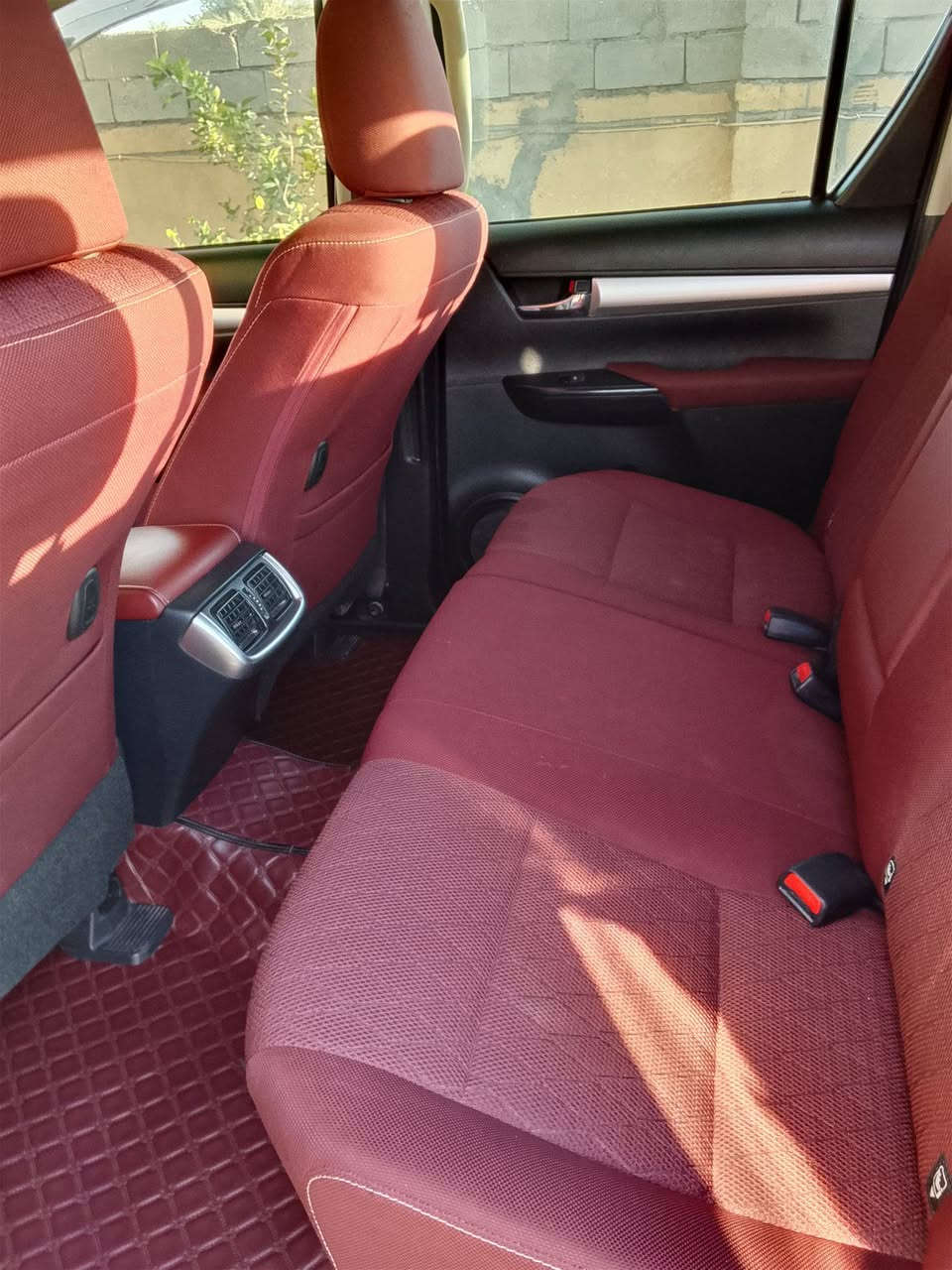 السلام عليكم 
TRD 6V 
للبيع مكفولة كفالة عامة 
موديل 2024
فول مواصفات 1/1
رقم الشمالي أربيل 
السعر 355 وبيه مجال بسيط جدا 
العنوان بغداد المشاهده 
للاستفسار الاتصال على الرقم التالي 
***********
