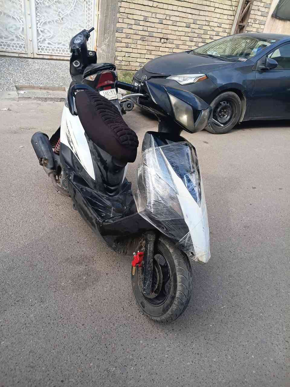 سلام عليكم دراجه ثعلب للبيع دراجه جديده بيه مكينه تشك شك جيب فيتر وتعال شلعه ضعيفه والمعدل تشك كاع كفرات نضيفه ختم واحد بيه بس دشبول عدادات ميشتغل وتخم تاير صدر جديد لاتبخير ولاتنقيص السعر ٦٠٠ وبيه مجال مكان بغداد الشعله الرقم ***********
