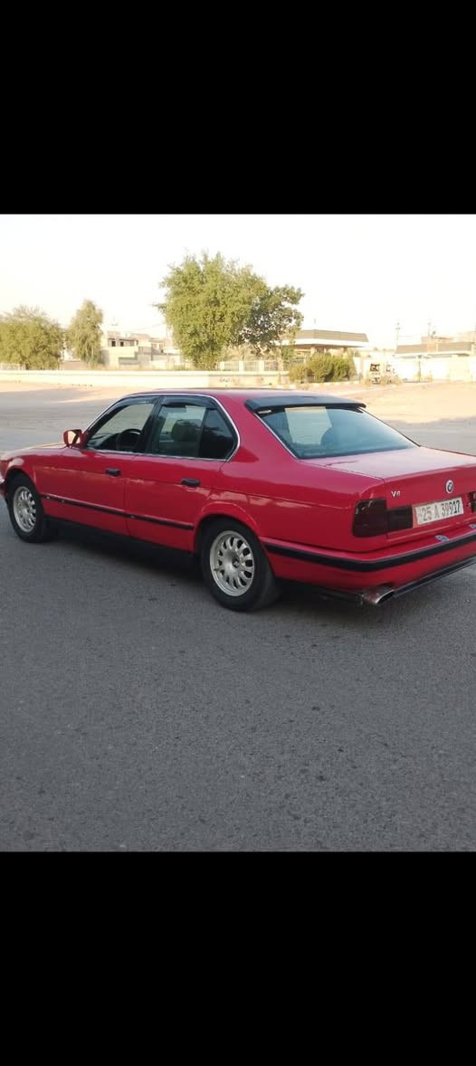 السلام عليكم بيئم للبيع فقط محرك مفتوح رقم كركوك بسمي تحويل وكاله. موديل 90 صبغ عام بدون ضربه. سعر سياره ٥٠وبيها مجال الاتصال على الرقم *********** خاص ماموجود
