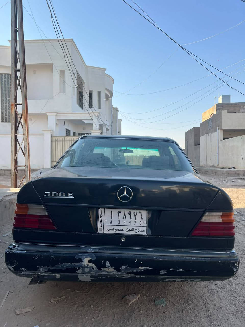 دب ٨٩ ..محرك بلادي مكفول من التنقيص والتبخير گير مكفول تبريد شغال منظومه بانزين جديده منظومه زنون . كهربائيات جاهزه من كلشي السياره موضحه بالصور سعرهه 53 ورقه وبيهه مجال ...دعاميات فقط تحتاج.... للمعلومات اتصل ***********

