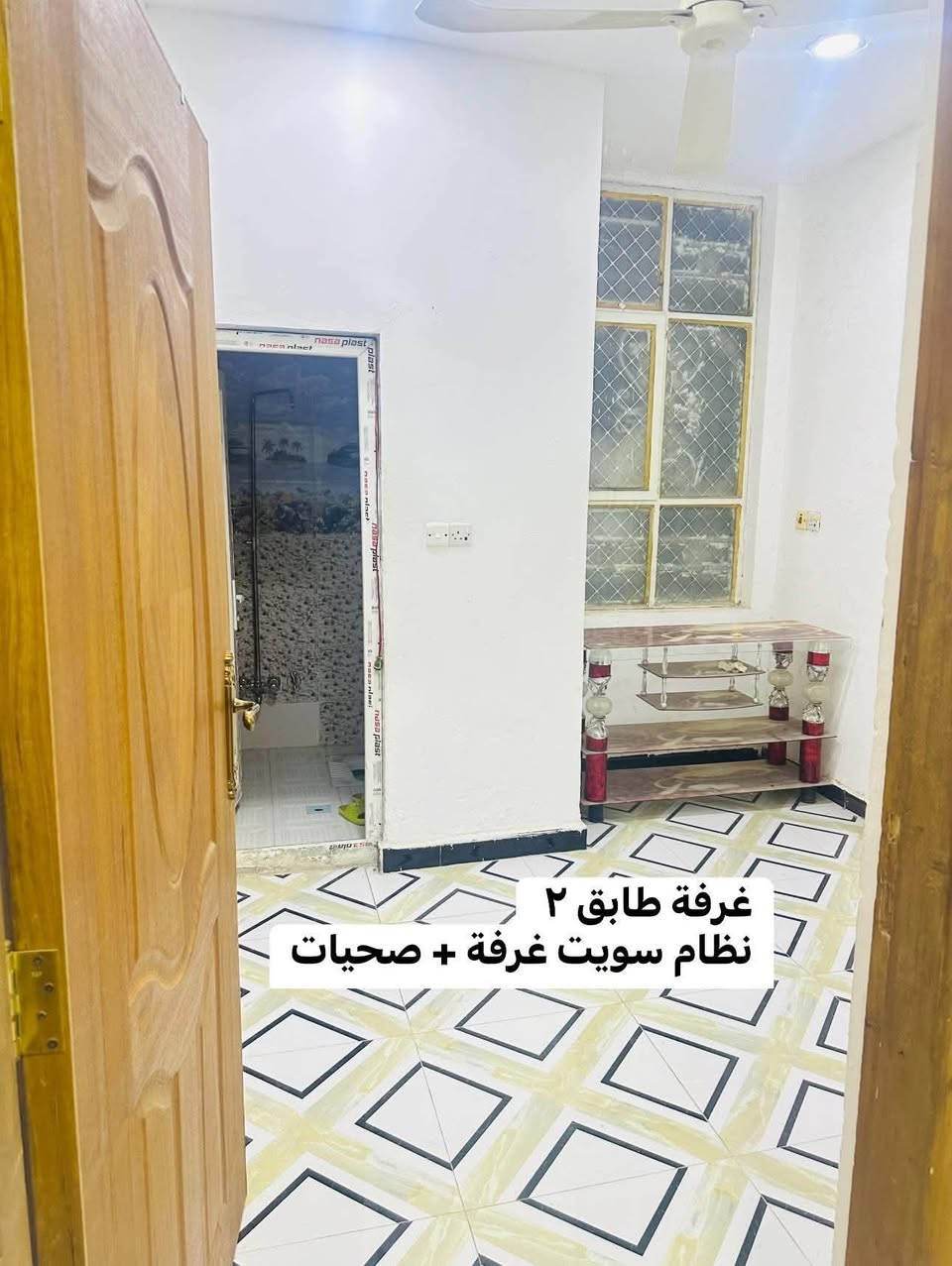 السلام عليكم
مشتمل للايجار المساحة 40متر الموقع حي البساتين شارع الشيخ منهل 
استقبال و مطبخ و مطبخ حار وغرفتين فوك وبالكونة  
و ٣ حمامات بناء حديث ومنطقة هادئة 
ماريد عائلة جبيرة رجاءآ . وهذا رقمي ***********واتساب
