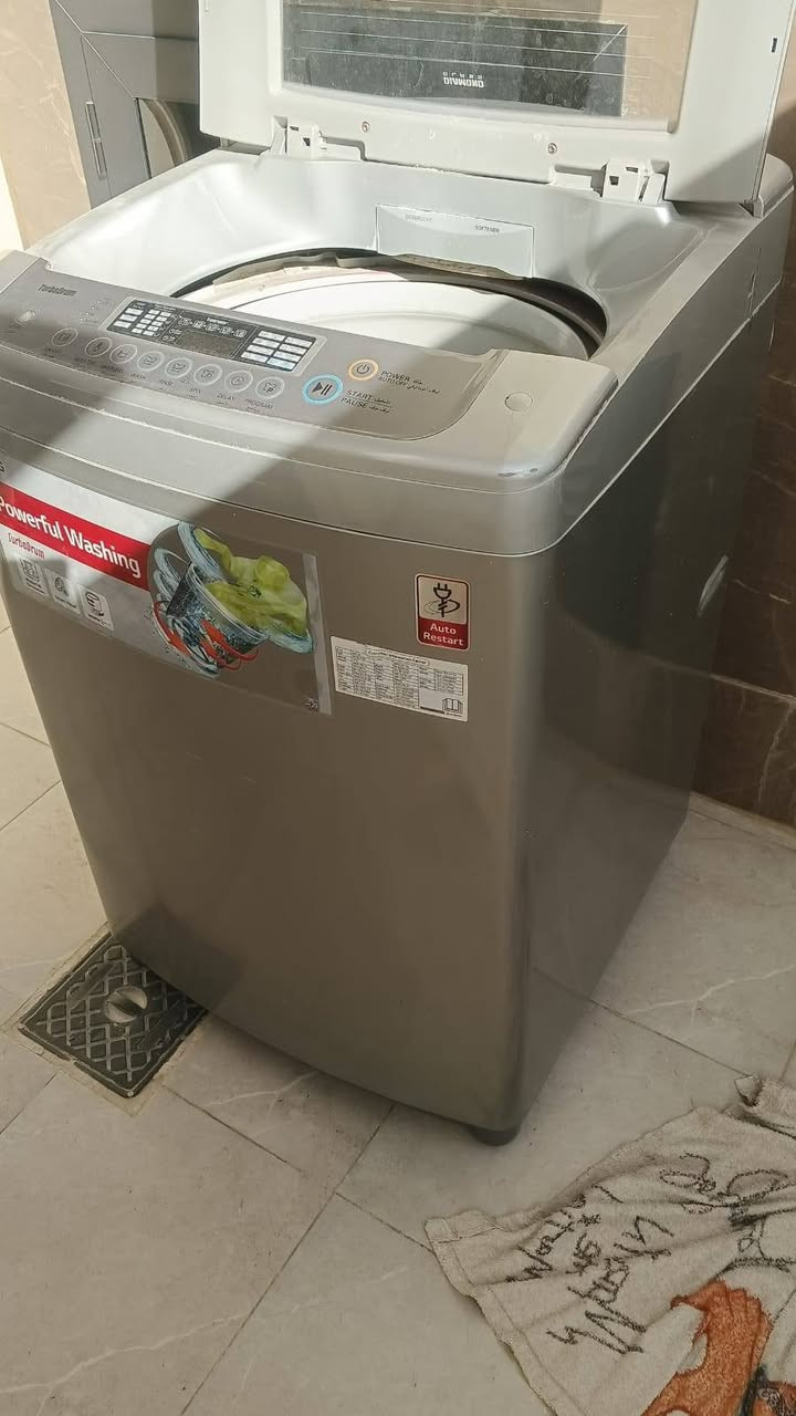 السلام عليكم 
غساله للبيع نظيفه جداً 
نوعيتها LG حجمها 16Kg
#ملاحظة: تغسل بس ما أجفف
عنوان بغداد الدورة البوعيثه
للأستفسار أكثر : *********** واتساب 
#الجميع
