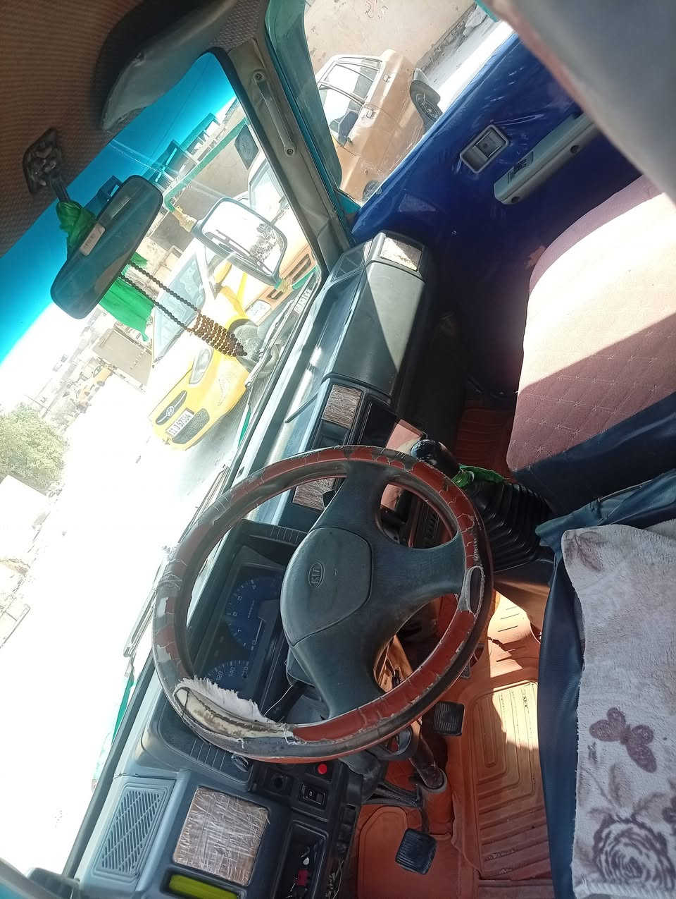االسلام عليكم كيا بنكو 96 سياره جاهزه مكينه وكير واكسن شاصي كفاله رقم انكليزي راعيهه ديوانيه تداور مصبوغه حزام بس  مكاني ديوانيه ***********  سعر 57
مكلف بالنشر
