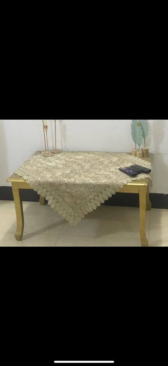 كراسي 2 وقنفه وطبله نظاف جدد سعرهن ب 300  كربلاء ***********

