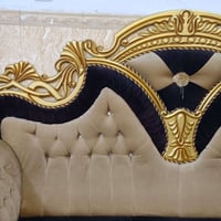 تخم ملكي • ٥ مقاعد • كربلاء الملحق