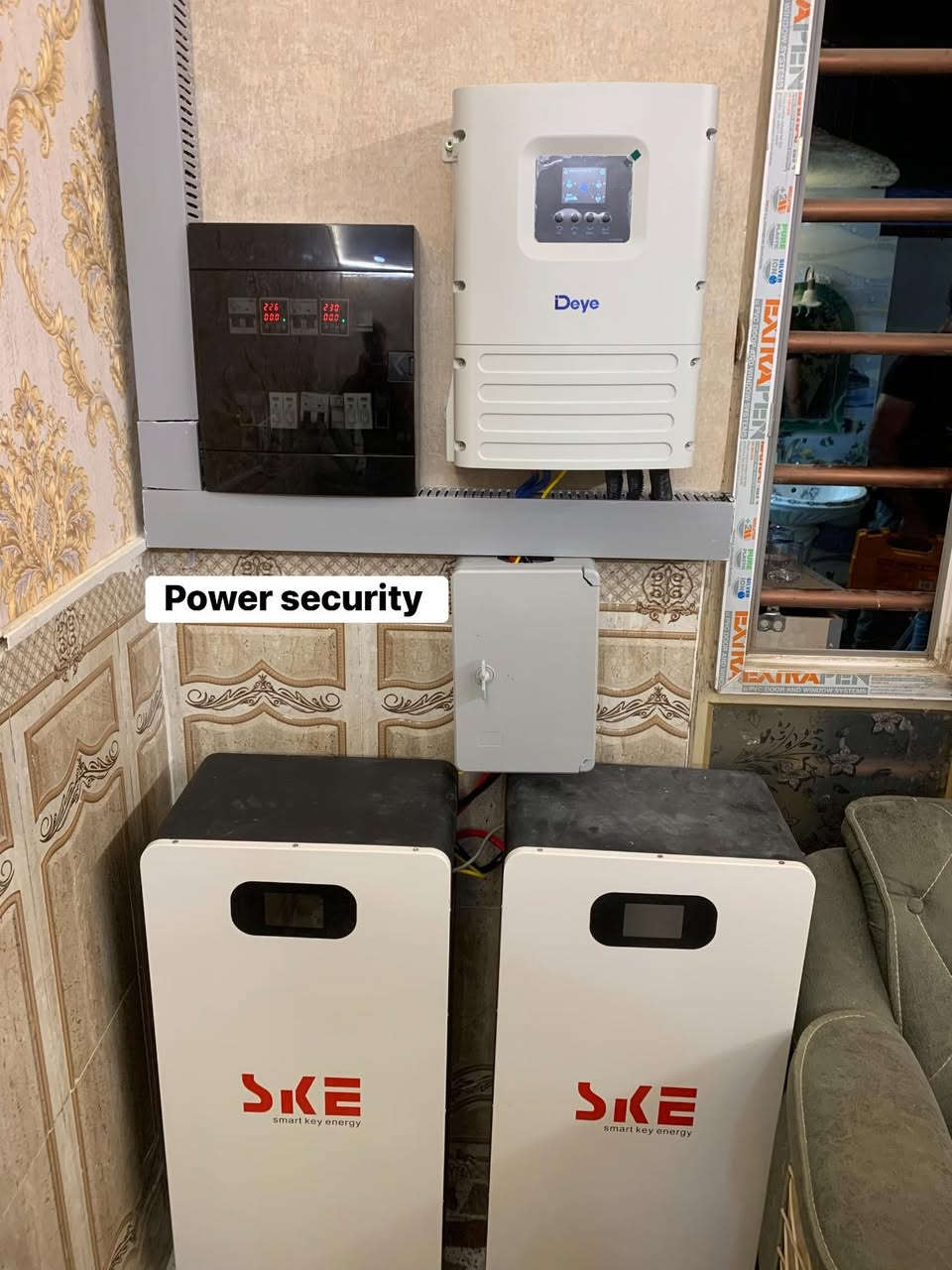 ⚡ حلول الطاقة المتكاملة مع Power Security ☀️

هل تعبت من مشاكل الكهرباء؟ في Power Security، نوفر لك أقوى أنظمة الطاقة الشمسية التي تلبي كافة احتياجاتك (منزلية، تجارية، أو صناعية) وبأحدث التكنولوجيا العالمية.
🛠️ خدماتنا في التنصيب تشمل كافة الأنظمة:

• نظام الـ Hybrid (الهجين): للربط الذكي بين الشمس والوطنية مع إمكانية تصدير الفائض.
• نظام الـ Off-Grid (المنفصل): للاستقلال التام عن الشبكة والاعتماد الكلي على البطاريات.
• المنظومات الثلاثية (3-Phase): للمشاريع الكبيرة والمصانع التي تتطلب أحمالاً ثقيلة.
• تحديث المنظومات: تطوير الأنظمة القديمة وإضافة بطاريات الليثيوم المتطورة.

💎 لماذا يختار العملاء Power Security؟

✅ مكونات عالمية: (Deye, Longi, Jinko) وغيرها من الفئة الأولى.
✅ هياكل هندسية: نعتمد نظام الـ Meccano المقاوم للصدأ والظروف الجوية.
✅ تنفيذ احترافي: ترتيب أسلاك (Wiring) هندسي وحماية متكاملة (Protection Box).
✅ دعم فني: متابعة مستمرة وبرمجة دقيقة لأنظمة الـ BMS.

👷‍♂️ نحن لا نبيع أجهزة.. نحن نصمم مستقبلك الطاقي.

📍 المقر: بغداد - وكافة المحافظات.
📞 للاستفسار والحجز: ***********

Power Security.. القوة، الأمان، والاستدامة.

#Power_Security #طاقة_شمسية #العراق #بغداد #Deye #Longi #ليثيوم #تكنولوجيا #طاقة_نظيفة #تنصيب
