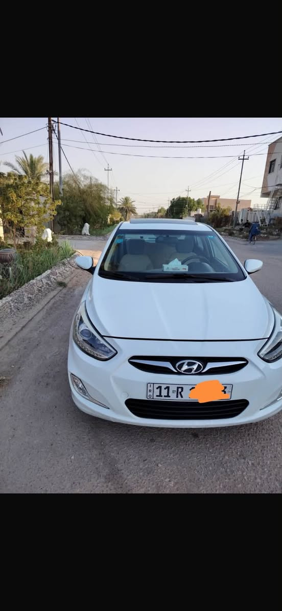 مرخصة الادمن للبيع اكسنت 2014  خليجي فول مواصفات  (بلو ) فتحه اشاره بل مرايه  شاشه  ABS تحكم بريك  5 ويل كب 4دسك محرك 1600 ما مفتوح دبل قطره 
ماشيه170 بيها شبر بل جاملغ الامامي صبغ 
رقم بغداد بسمي تحويل مباشر
فقط والسونار موجود 
السعر 93 
المكان بابل تقاطع سده 
***********
