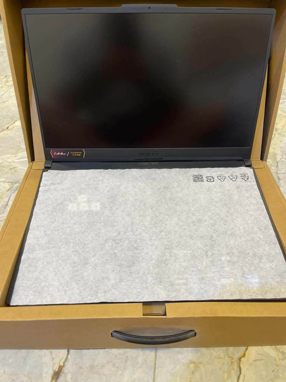 🔥 للبيع — ASUS TUF Gaming F17

ASUS TUF GAMING F17 FX707ZC4-HX062

⚡ المعالج: Intel Core i5-12500H الجيل 12
🎮 كرت الشاشة: NVIDIA GeForce RTX 3050 4GB GDDR6
🧠 الرام: 16GB DDR4
💾 التخزين: 1TB PCIe Gen 3 NVMe SSD
🖥️ الشاشة: 17.3” FHD بدقة 1920×1080
🚀 التردد: 144Hz
⌨️ كيبورد: RGB بإضاءة خلفية
📶 Wi-Fi 6 + Bluetooth
🔌 USB 3.2 + USB-C + Thunderbolt 4 + HDMI
🛡️ سلسلة ASUS TUF المعروفة بالتحمل والأداء

مناسب جدًا لـ AutoCAD وRevit وCivil 3D والبرامج الهندسية، وكذلك للألعاب والاستخدام اليومي. والـRTX 3050 بهذا الجهاز يأتي بقدرة تصل إلى 95W، لذلك مو نسخة ضعيفة من الكرت. 

💰 السعر: اتصل 
📞 للاستفسار: ***********
مكلف بنشر .
