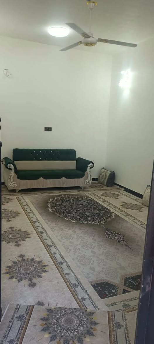 بيت للبيع مساحة 100 متر السعر 45 ينباع اقصاد وينباع نقد شبانات بيت جديد ***********
