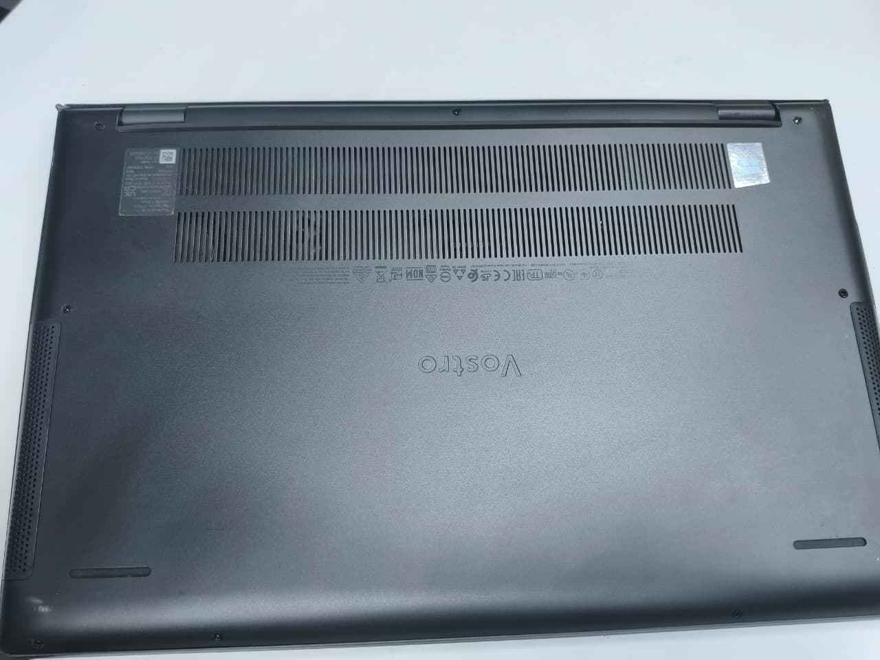 Dell Vostro 7590 — الأداء العالي والتصميم الاحترافي
لابتوب مميز يجمع بين قوة المعالجة والتصميم الأنيق، مثالي للأعمال الهندسية، البرمجة، والمهام اليومية الثقيلة.
المواصفات الفنية:
المعالج: Intel Core i7-9750H (سداسي النواة، أداء قوي جداً للمهام الشاقة)
الذاكرة العشوائية (RAM): 16GB DDR4 (لسلاسة فائقة في التنقل بين البرامج)
التخزين: 512GB SSD (سرعة عالية في التشغيل ونقل البيانات)
كارت الشاشة الأول: Intel UHD Graphics 630
كارت الشاشة الثاني: NVIDIA GeForce GTX 1050 بسعة 3GB (مناسب لبرامج التصميم، المونتاج، والألعاب)
الشاشة: 15.6 بوصة بدقة FHD لعرض واضح وتفاصيل حادة
الملحقات المجانية:
الشاحن الأصلي + كيبل الشحن
حقيبة لابتوب ممتازة
ماوس (Mouse)
ماوس باد (Mouse Pad)
الحالة: ممتازة وجاهز للاستخدام الفوري.
السعر 570الف دينار 
للحجز اتصل على الرقم *********** بغداد, العراق

نص مكتوب في الصور:
- DirectX Diagnostic Tool
- System Display 1 Display 2 Sound Input
- This tool reports detailed information about the DirectX components and drivers installed on your system.
- If you know what area is causing the problem, click the appropriate tab above. Otherwise, you can use the "Next Page" button below to visit each page in sequence.
- System Information
- Current Date/Time: Tuesday, September 22, 2020, 7:45:35 AM
- Computer Name: DESKTOP-LUM091G
- Operating System: Windows 10 Pro 64-bit (10.0, Build 19045)
- Language: English (Regional Setting: English)
- System Manufacturer: Dell Inc.
- System Model: Vostro 7500
- BIOS: 1.24.0
- Processor: Intel(R) Core(TM) i5-10300H CPU @ 2.50GHz (8 CPUs), ~2.5GHz
- Memory: 16384MB RAM
- Page File: 3570MB used, 15519MB available
- DirectX Version: DirectX 12
- Check for WHQL digital signatures
- DiagDir: 10.00.19041.5794 64-bit Unicode Copyright (C) Microsoft. All rights reserved.
- Help
- Next Page
- Save All Information
- Exit
- Microsoft
- Edge
- Task Manager
- File Options View
- Processes Performance App history Startup Users Details Services
- CPU
- 1% 1.65 GHz
- Memory
- 3.4/15.8 GB (22%)
- Disk 0 (C:)
- SSD
- 0%
- GPU 0
- Intel(R) UHD Graphics
- GPU 1
- NVIDIA GeForce GTX...
- 0% (44 °C)
- GPU activity
- GPU
- 3D
- Video Encode
- Dedicated GPU memory usage
- Shared GPU memory usage
- Utilization
- CPU Memory
- 0.0/11.9 GB
- NVIDIA GeForce GTX 1650 Ti
- 0% - Copy
- 0% - Video Decode
- Dedicated GPU memory
- 0.0/4.0 GB
- Shared GPU memory
- 0.0/7.9 GB
- GPU Temperature
- 44 °C
- Driver version:
- Driver date:
- DirectX version:
- Physical location:
- Hardware reserved memory:
- Fewer details
- Open Resource Monitor
- 32.0.15.0157
- 10/1/2025
- 12.0 (FL 12.1)
- PCI bus 1, device 0, function 0
- 161 MB
- Type here to search
- 25 °C 7:46 AM
- 9/22/2020