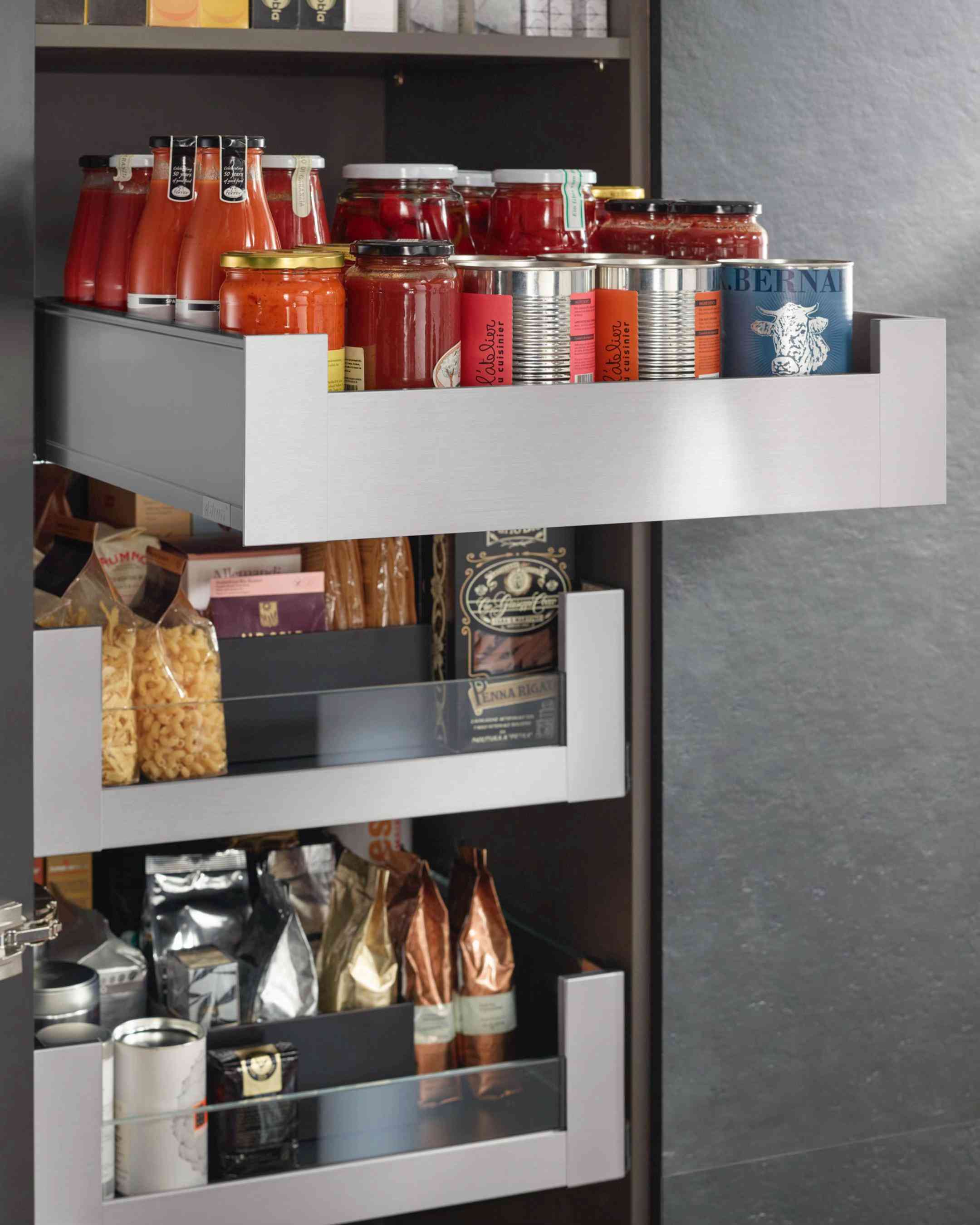 ‏✨BLUM LEGRABOX✨ ادراج Legrabox من BLUM— لأن حتى الأدراج تستحق أن تكون مميزة🧡.. •ممكن تركيبه كـ هيدروليك ، لمس ميكانيكي او لمس كهربائية • الحمولة القصوى 40 كغم •متوفر باللون الرصاصي الغامق ⚫️ صنع في النمسا 🇦🇹 ✨BLUM LEGRABOX✨  BLUM Legrabox drawers—because even drawers deserve to be special 🧡...  •It can be installed as hydraulic, mechanical touch or electric touch •Maximum load 40 kg •Available in dark gray color ⚫️ Made in Austria 🇦🇹  ‏‎🔵الوكيل الحصري لشركة BLUM في العراق ‏‎ضمان مدى الحياة💯 ‏‎شركة قمة التالين للتجارة العامة ‏‎‏‎📍الفرع الرئيسي: بغداد - كرادة خارج - ساحة عبدالقادر  الجزائري 📲*********** ‏‎‏‎لمعرفة الاسعار والتفاصيل  يرجى  مراسلتنا  WhatsApp على *********** ‏‎‏https://linktr.ee/taleeniq ‏‎‏‎نسعى دائما لخدمتكم! 💙 !We always strive to serve you you! ‏‎‏#BLUM #BlumIQ  #BlumIraq #BlumBaghdad  #Blumaustria  explore BlumLegrabox
