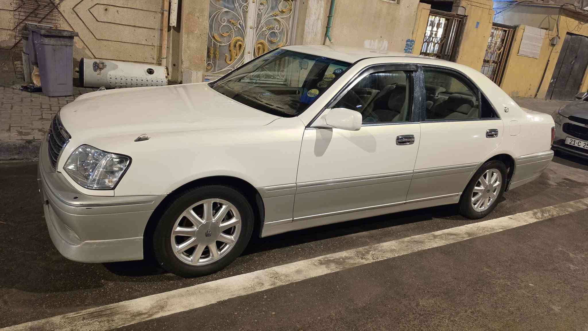 جنون ملكه
مديل 2001
رقم بصرة تحويل ثاني يوم 
قرار 48
شاصي 75
السعر 135ورقه وبيهه مجال 

مكفولة من الكصه والنقل ومن الظربه والصبغ فقط الدعاميات بيهن صبغ تجميل 

سياره جاهزه من كلشي ومابيهه اي نقص
 
مكينه ديفور الكبيره وكير شرط الفحص 

تبريد حداده تخم تاير 

الموصفات 
ثلاث دكم
كشنات كهرباء 
ستيرن كهرباء 
برده خلفيه 
شاشه وكامرا 
مرايات شفط 
العنوان البصره حي الحسين ع الحيانيه 
بيع او مراوس حسب 
اي أستفسار ***********
