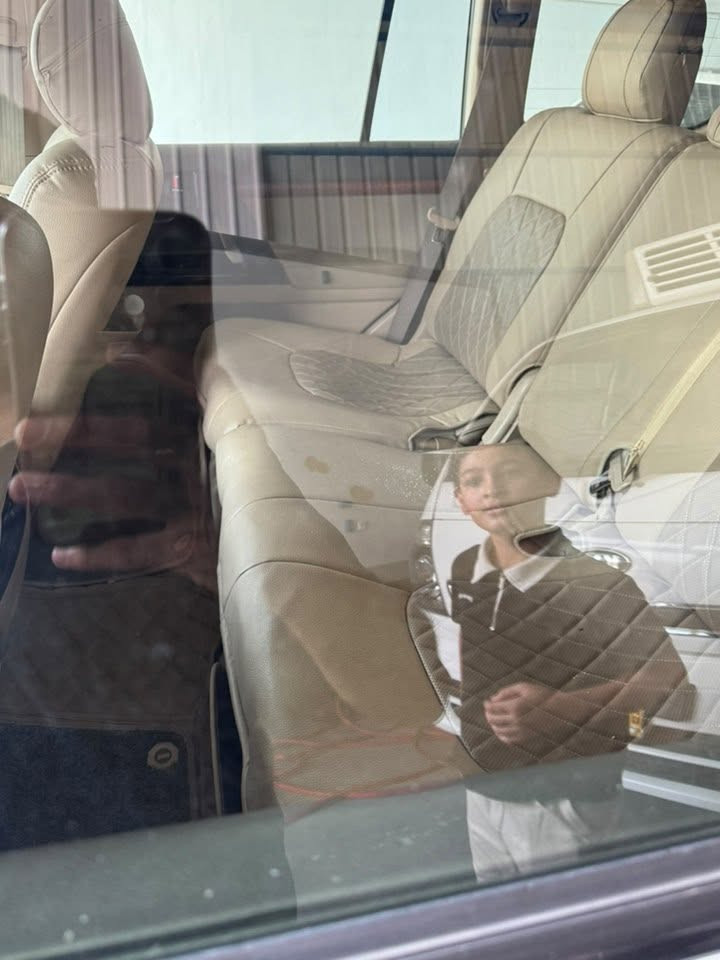 لاندكروز Gx.R موديل ٢٠١٢ ماشيه ١٩٥ دعاميه الاماميه صبغ يوجد بارد جاملق الأيمن سعر ٣٢ ونص وبيه مجال قابله للتفاوض ***********

