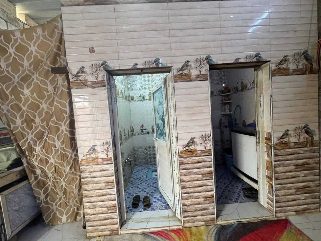 بيت زراعي دجين شارع حجي كشكول قرب ابو باله فرع مولد منطقة سكنيه كهرباء وماء امامك باصوره واضحه
مساحه 200م 

طريقة على 7 نيسان هم 

البناء بلوك السقف شيلمان 

غرفه 2 وهول ومطبخ وصحيات خارجيه وديوانيه

السعر 27مليون بيه مجال 

نستقبل كافه العروض سوك الشيوخ كافه زراعي وطابو صرف 

مراسله الصفحه أو الاستفسار *********** مستعدون لكافة العروض

