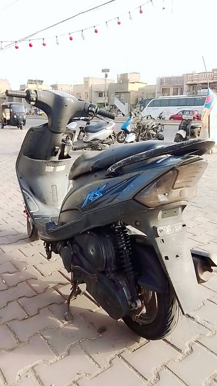 سلام عليكم شباب دراجه عدله ملحه كفاله عامه من كلشي ختم واحد الكفرات والملاح والمكينه تجي تفحص تقتنع ياله تاخذه جيب فيتررر افحص براحتك الموشراي ويتعب يكرمنه بسكوته سعره    ٩٥٠   وبي مجال مكاني مدينة الصدر رقمي ***********
