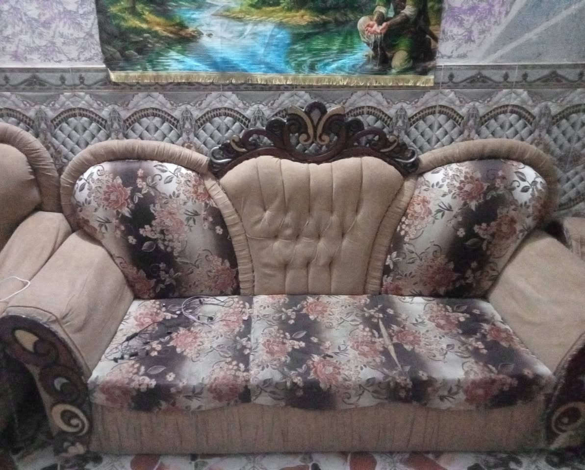 قنفات مال بيت نضيف سعره 70 تصال على الرقم ***********
