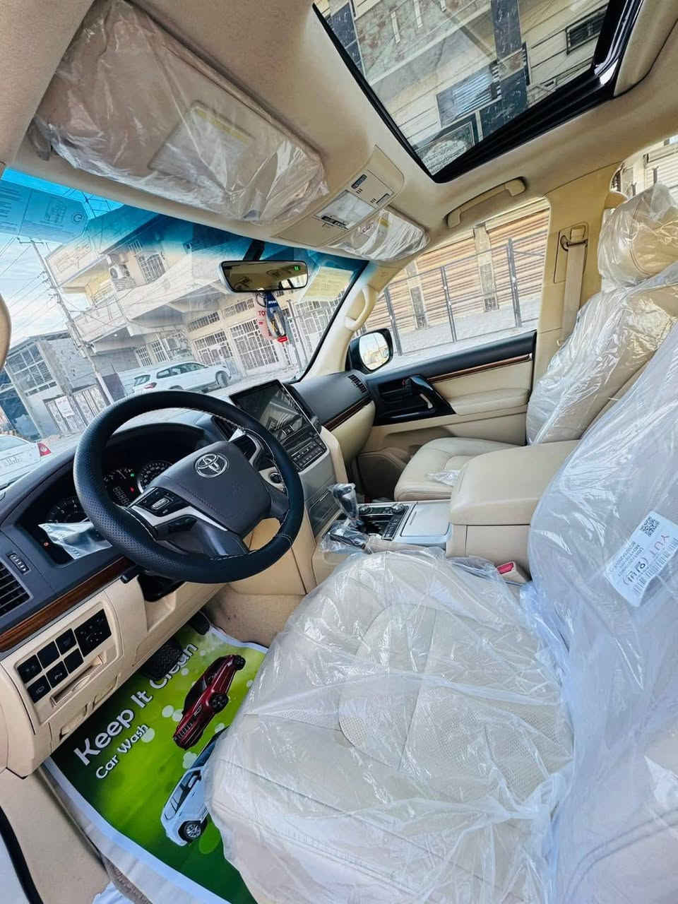 سلام عليكم
موديل 17 وايت اديشن كفاله عامه.
محرك V8
4600
بريم
طفايه و DVD
4 كامرات
رقم اربيل باسمي
جاهزه من دعاميه لدعاميه
الموقع البصره ياسين خريبط 
هاتف ***********
السعر 475
