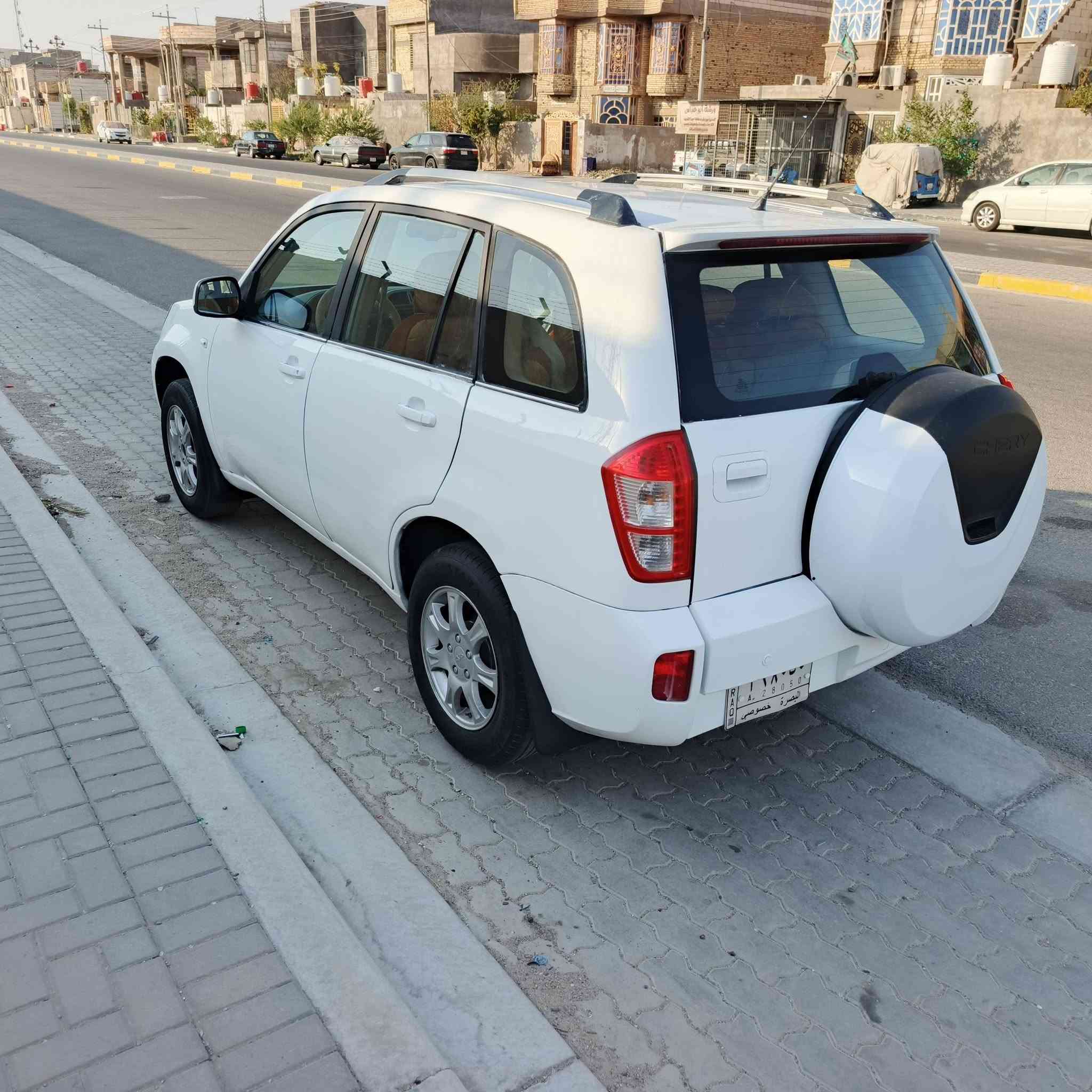 تيكو 2013
جاهزه كير محرك
تبريد حدادية 
تخم تاير جديد 
جاهزه ماناقصه شي 
مكاني البصره 
سعر 50$ وبيه مجال
***********
