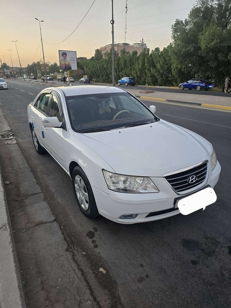 للبيع او المراوس بسياره عاليه وانطي فرق
سوناتا 2010 خليجي لون ابيض محرك 2400 
بيها قطعتين صبغ فقط الصندوق والجاملغ الخلفي 
باقي السياره كفاله كلشي شغال بيها السياره وما ناقصها برغي 
رقمها دهوك انكليزي تحويل مباشر 
مكاني بغداد 
للاستفسار *********** اتصال او واتساب
السعر 110

