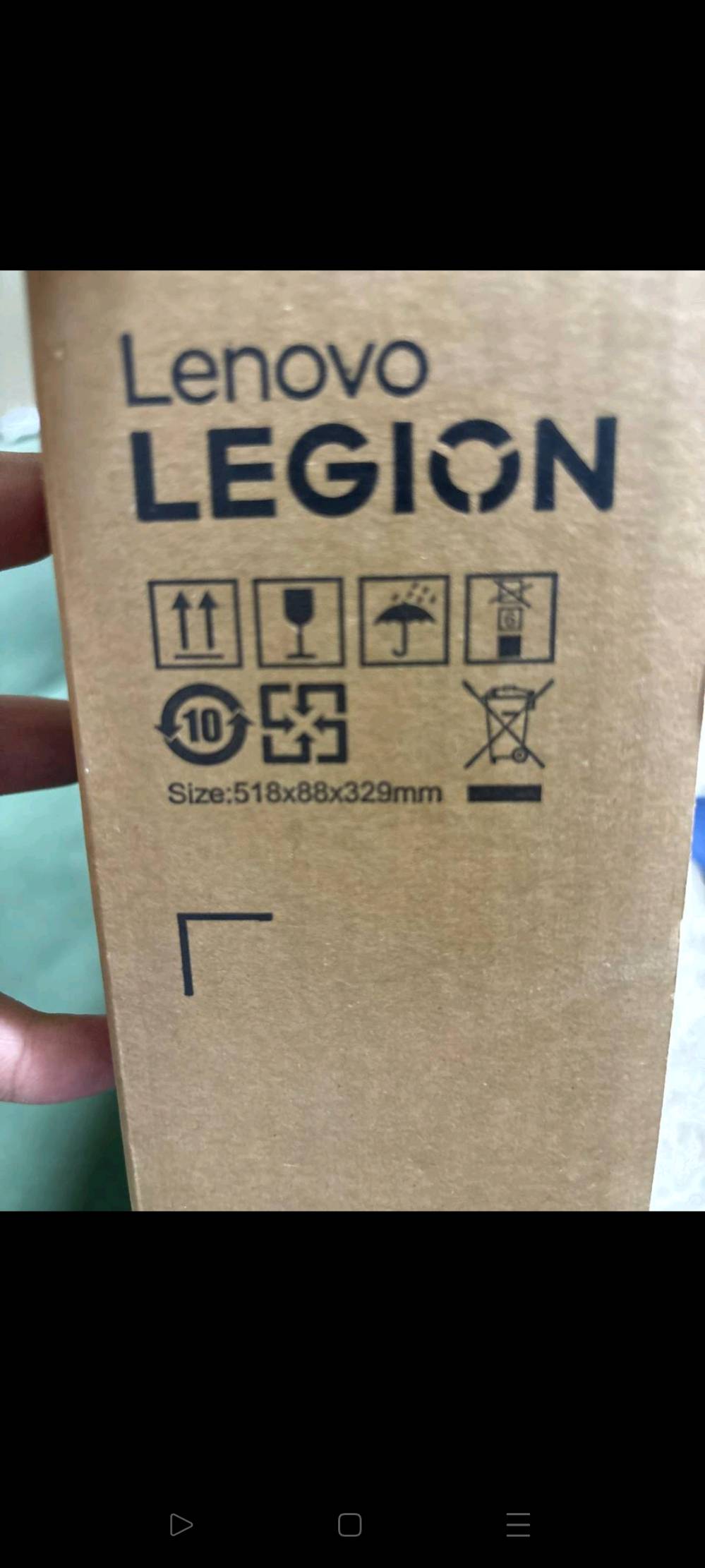 لابتوب لينوفا كسر للزيرو (اوبن بوكس) مع ضمان .
للبيع لابتوبLenovo Legion( جهاز اوبن بوكس) 
الحالة: الجهاز بحالة الوكالة (جديد تماماً)، لا  يوجد به أي شخط أو خدش نهائياً، ومع كامل ملحقاته وكرتونته الأصلية
جهاز كسر للزيرو ( جهاز اوبن بوكس ) 

الضمان: مكفول وضمانه مستمر (متبقي فيه أكثر من 8 أشهر) مع وصل الشراء الرسمي. بعده داخل ضمان مالته 

المواصفات القوية:

المعالج الأقوى: Intel Core i9-14900HX

كارت الشاشة الأحدث: NVIDIA GeForce RTX 5070

الذاكرة: 32GB RAM DDR5

الهارد: 1TB SSD NVMe

الشاشة الأسطورية: 15.1 إنش بدقة 2K WQXGA من نوع OLED (ألوان حقيقية مذهلة) شاشه الوان واقعية وجميلة جدااااا بمعنى كلمه وهذا بفضل تقنية OLED المعروفه جدا
 
ملحقاته كامله و الاصليه

سعر البيع المطلوب : 2,900,000 دينار عراقي وبي مجال بسيط جدااااا للشراي
 الجهاز لعشاق النظيف والجديد تماما

 ( الاستلام بعد الفحص والتاكد من جميع التفاصيل)

للتواصل : *********** واتس اب موجود.
شكد رقم الموديل الكامل مال الـ Lenovo Legion؟ (مثلاً Legion 5/7/Pro أو رقم الموديل بالضبط) حتى المشتري يعرفه بسهولة: 
2026
وين مكان الجهاز هسه بأي محافظة/منطقة؟ وتگدر تسلّمه إيد بإيد لو بس توصيل؟: 
بغداد العامريه
شنو وضع البطارية والشاحن؟ وهل الجهاز مستخدم فعلياً لو بس مفتوح ومجرب شوي؟: 
جهاز اوبن بوكس كسر للزيرو جهاز مفتوح فقط اوبن بوكس 
هل عليه أي صيانة أو تبديل قطع من قبل، لو كله أصلي مثل ما إجا من الشركة؟: 
كله اصلي مثل ما اجا من شركه