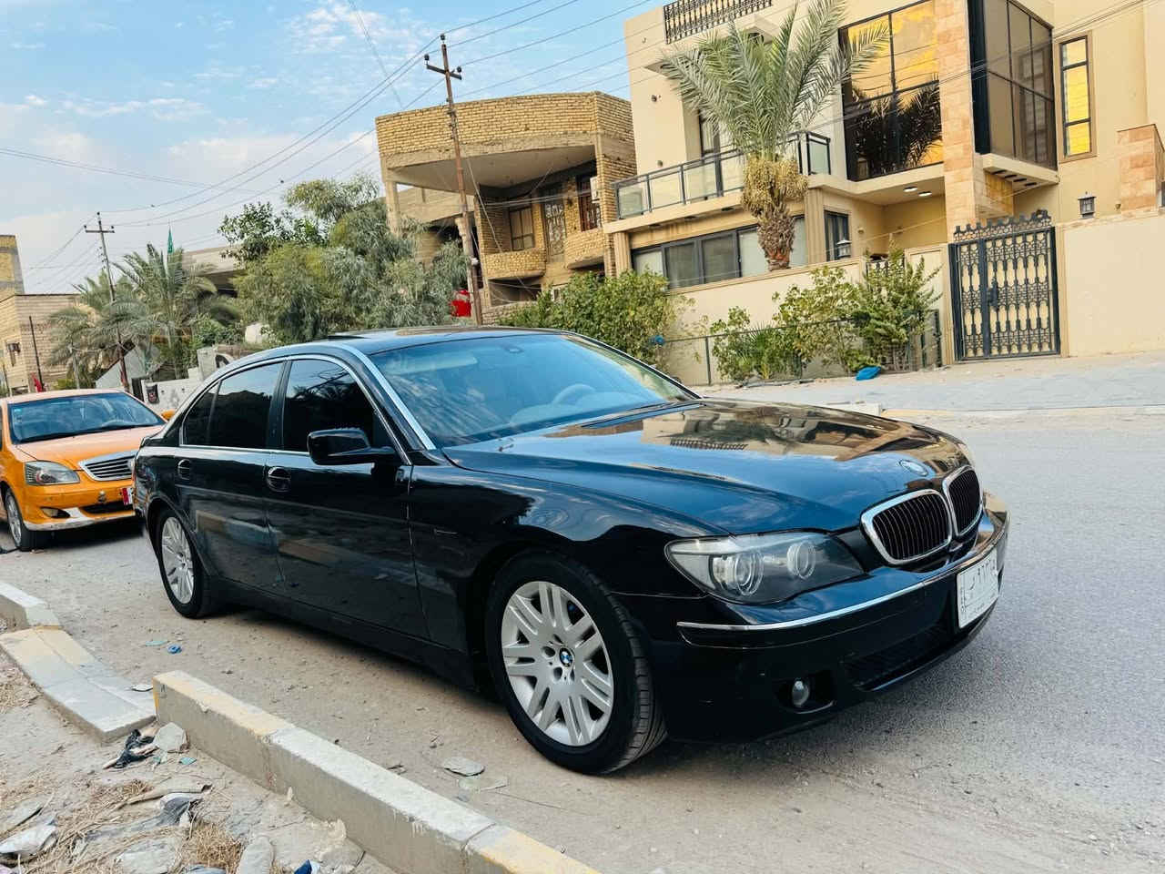 فقط بيع فقط بيع لغرض السفر
سلام عليكم بي ام باخره ٢٠٠٤محدث ٢٠٠٨
صبغ حزام جماليه السياره فول مواصفات للخير 
معروفه مواصفات لبي ام جاهزه من كير ومحرك وصدر وتخم تاير كلا جاهز شغل وطلع لكل العراق شرط 
حجم 745 العنوان الناصريه الشراي يتصل وبخدمته 
*********** واتساب فقط 
خاص مفتوح 24ساعه
