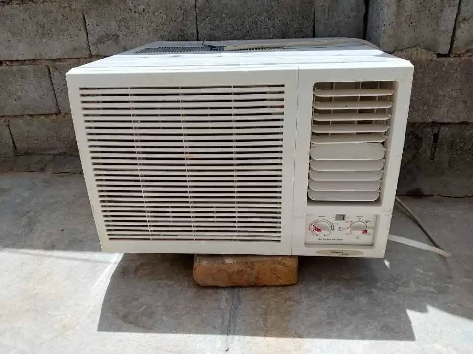 كنديشن للبيع 2طن تدفئة تبريد مابي اي عيب متواجد خاص او واتساب ***********
