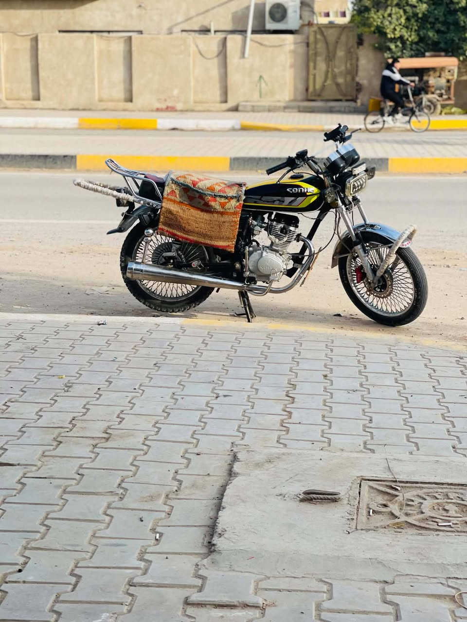 تايكر 24 السعر 600 بيه مجال 
مكلف بالنشر ‭***********‬
