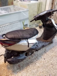 دراجه بريس كامله المواصفات سعر خاص  عنوان بغداد جديده  07730804102