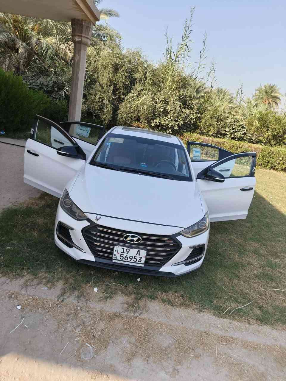 ‏السلام عليكم
‏النتراا 2019سوبر 
‏سياره بيها دور بارد جاملغ الخلفي شبر ودور جاملغ الأمامي شبر فقط الباقي كفاله
‏فول مواصفات ماعدا البصمه 
‏حساس أمامي خلفي 
‏كامره أمامي خلفي 
‏اشاير بل مري 
‏مري شفط 
‏سياره جاهزه من كل شيء 
‏معروضه ب 145وبيها مجال 
‏مكان سياره كربلاء
‏***********
‏
